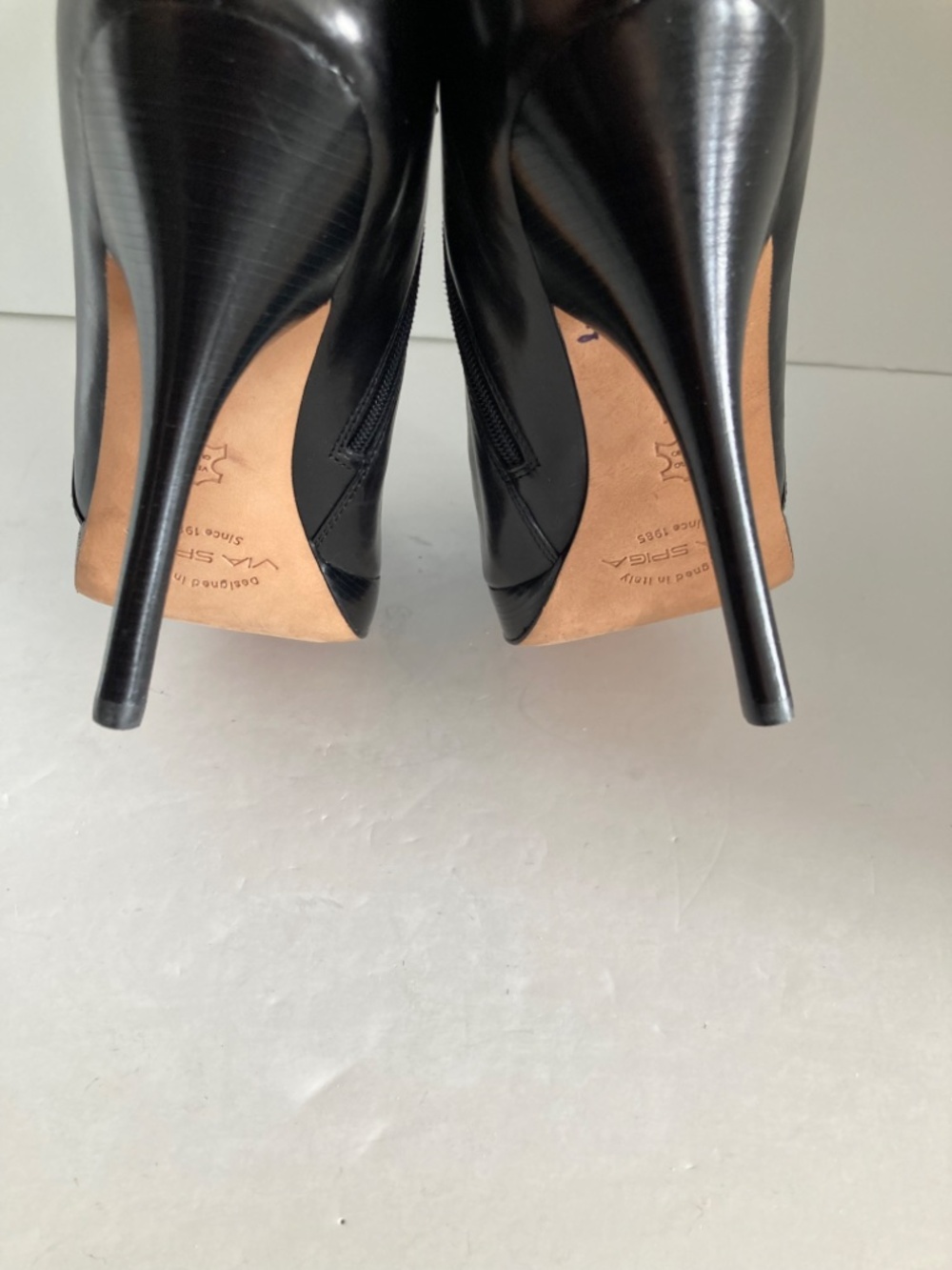 Via Spiga Platform Stiletto Heel Ankle Booties Black Leather Side Zip Women 9M - Picture 8 of 16